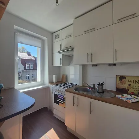 A Sunny In Oliwa Appartement
